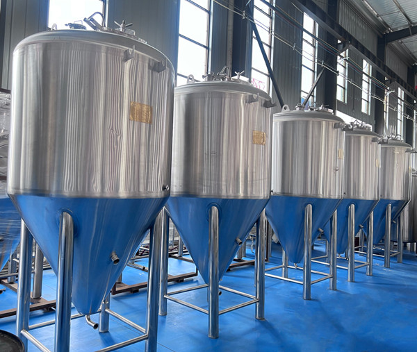 精酿啤酒设备厂家教您改善啤酒苦味方法